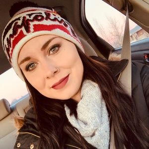 Meet your Posher, Deanna